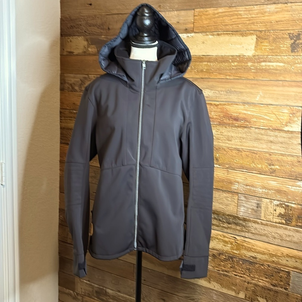 New ! Flylow Ski/Snow Jacket, Absolutely Beautiful Jacket!